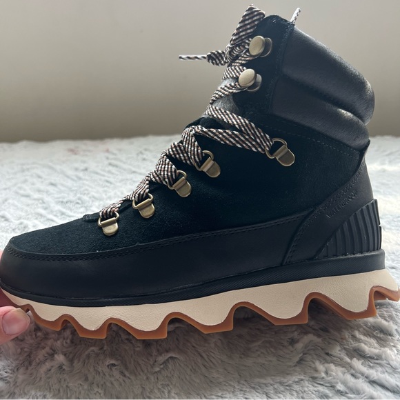 SOREL
KINETIC CONQUEST BOOT WATERPROOF WOMENS - Picture 10 of 12